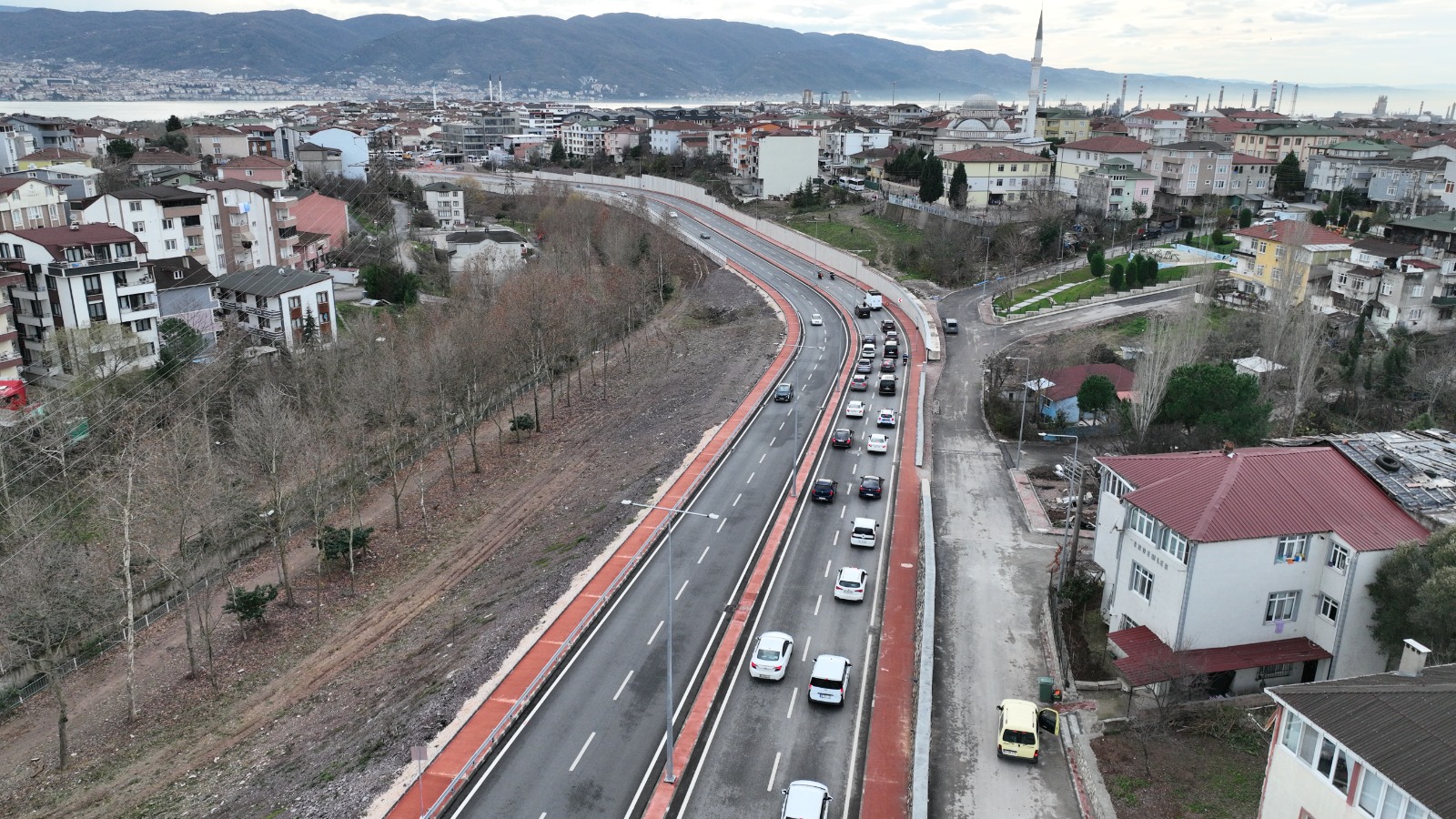 Büyükşehir’den Derince-Körfez’e Trafiği rahatlatan dev yatırım