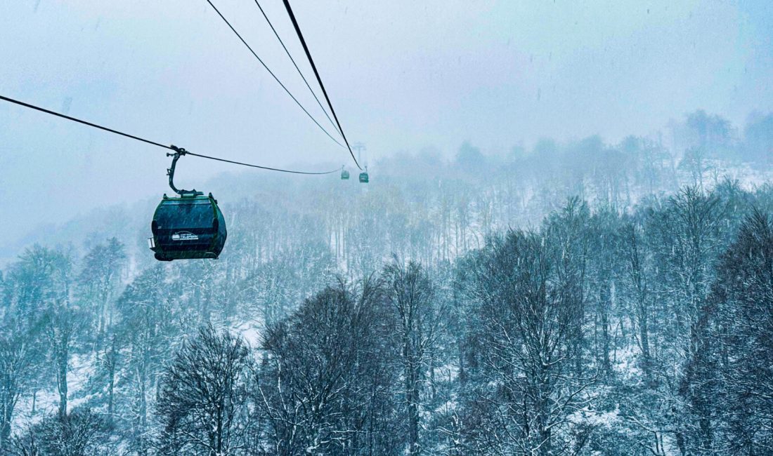 Kocaeli Büyükşehir Belediyesi’nin vizyon projelerinden olan Kartepe Teleferiği, karne heyecanı