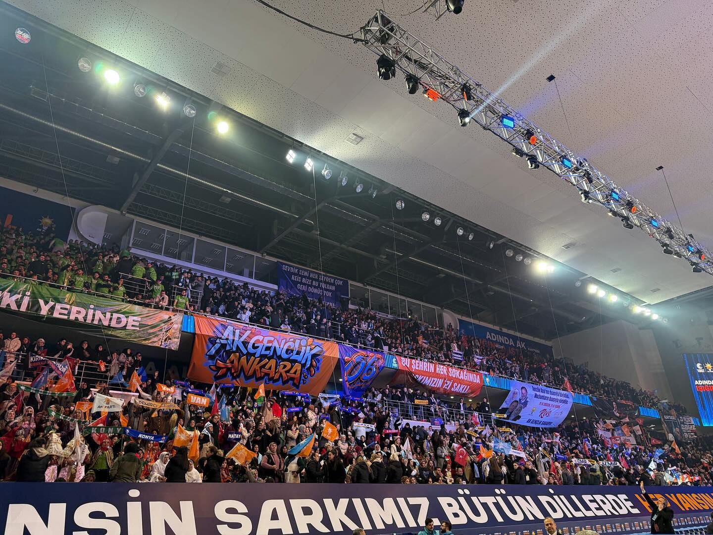 Hülagü AK Parti MKYK'da