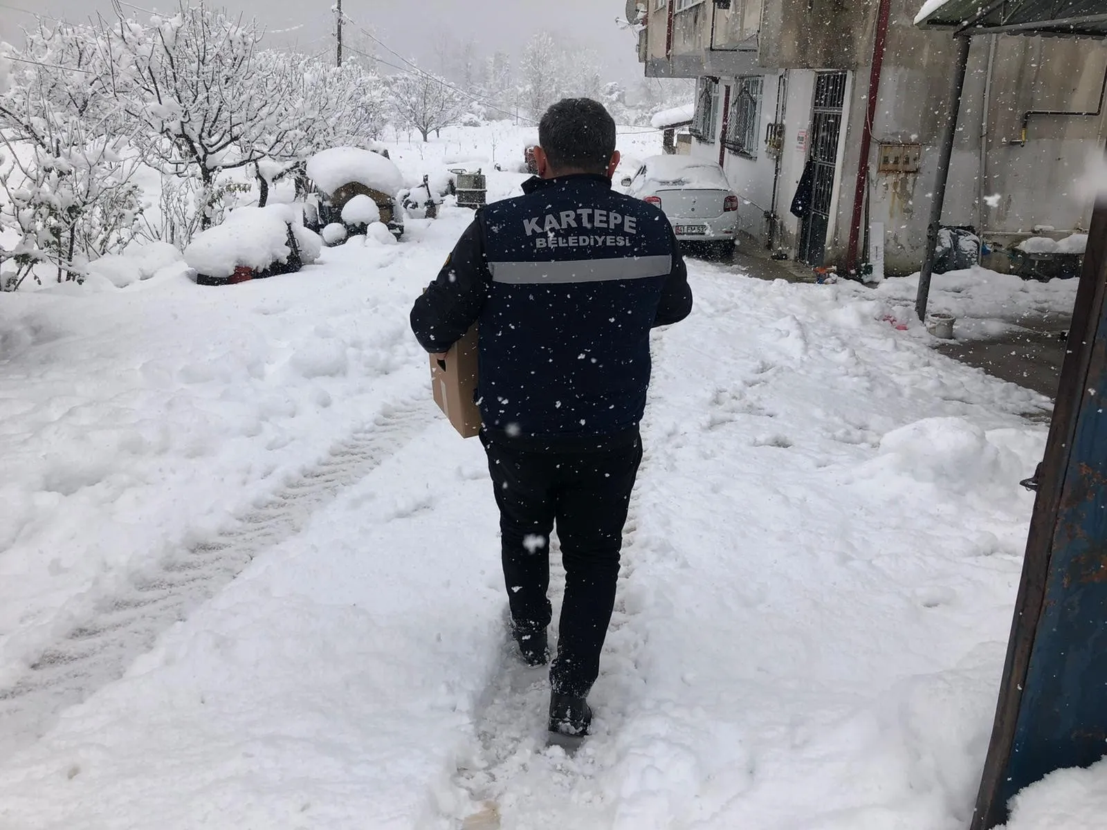 Alo Evlat'tan 67 bin 688 porsiyon sıcak yemek hizmeti