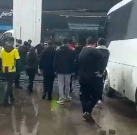 Boluspor maçı izlemek amacıyla kente gelen Amedspor taraftarları ile Kasımpaşa