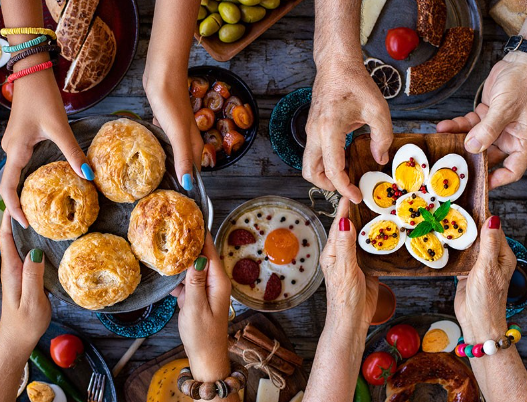 Sahurda tok tutan besinler nelerdir, nasıl beslenilmeli ?
