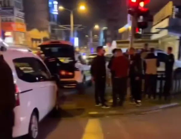 Taksiciler, Öktem'i memleketinde de rahat bırakmadı!