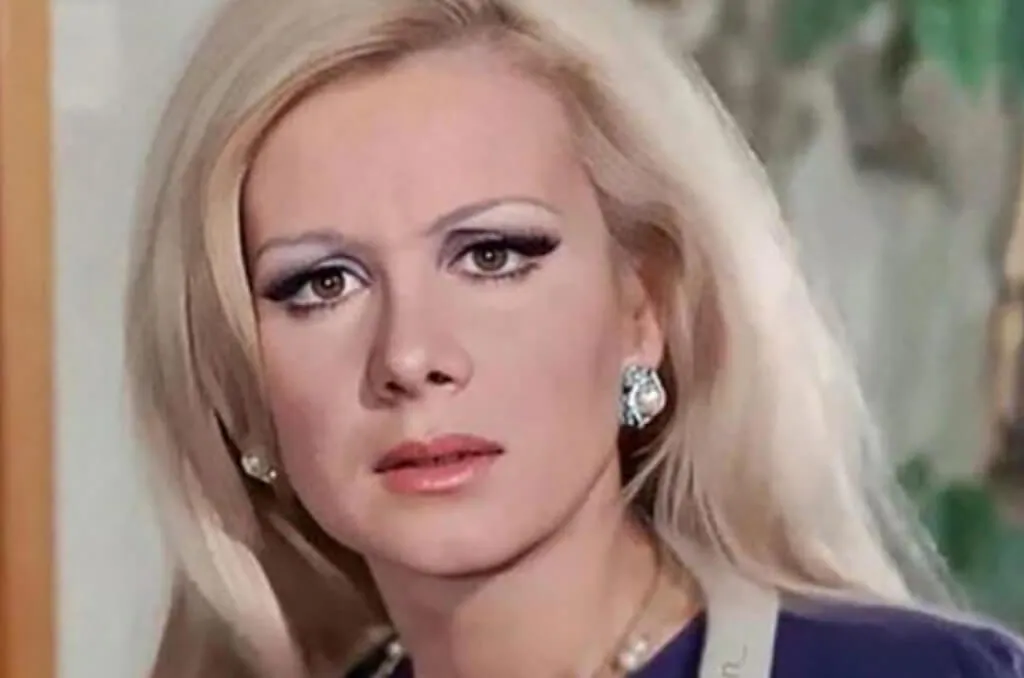 Filiz Akın hayatını kaybetti