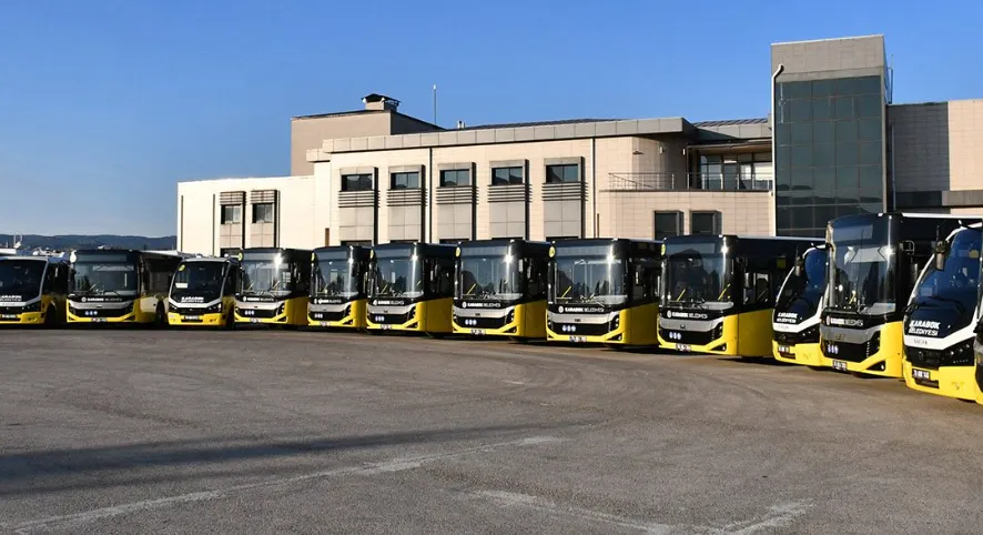 1 ilde emekliye ücretsiz ulaşımı kaldırdı