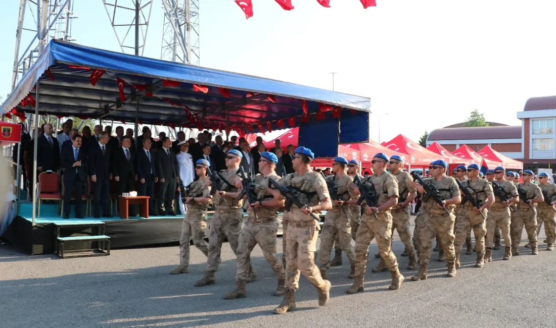 Jandarma teşkilatının 186. kuruluş yıl dönümü, Kocaeli’de düzenlenen törenle coşkuyla