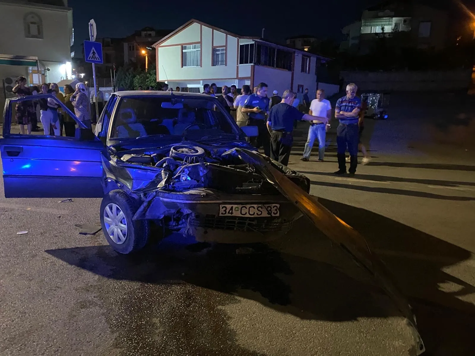 Kocaeli’de 2 otomobil çarpıştı: 2 yaralı!