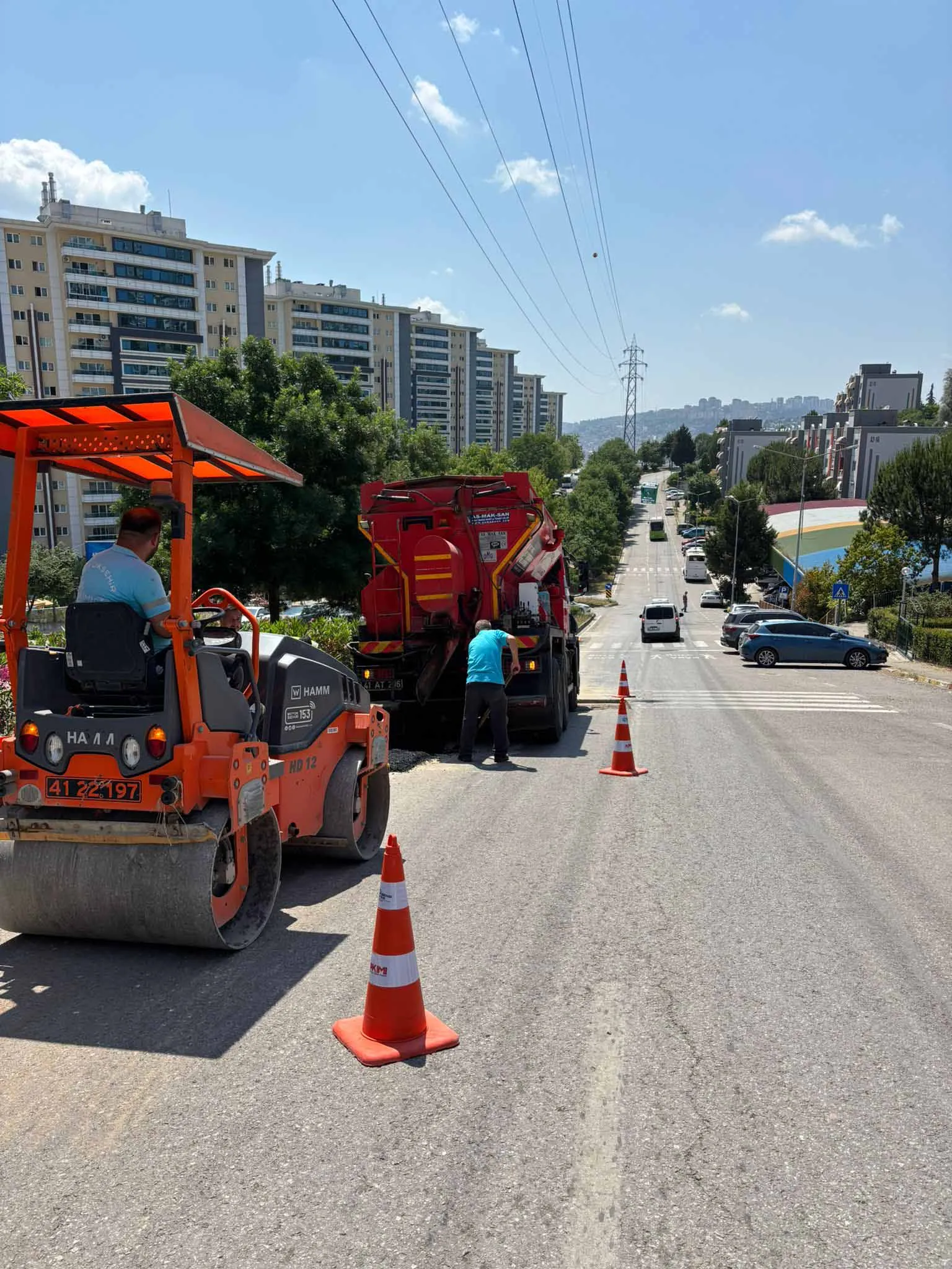 Büyükşehir sahada, yollar 7/24 güvende