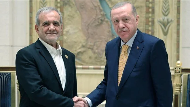 Cumhurbaşkanı Erdoğan, İran Cumhurbaşkanı Pezeşkiyan ile telefonda görüştü: Türkiye rol