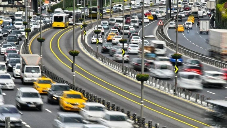 İstanbul Büyükşehir Belediyesi (İBB), “Uygulama Bazlı Taksi Taşımacılığı” kapsamında hizmet