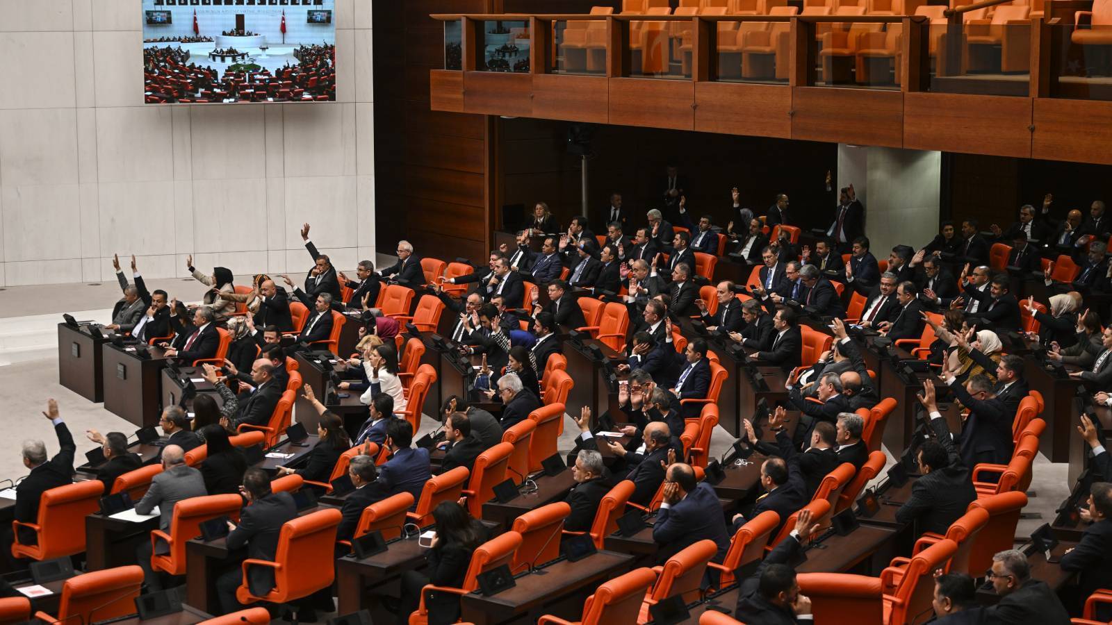 2025 Yazında TBMM gündemindeki kritik konular