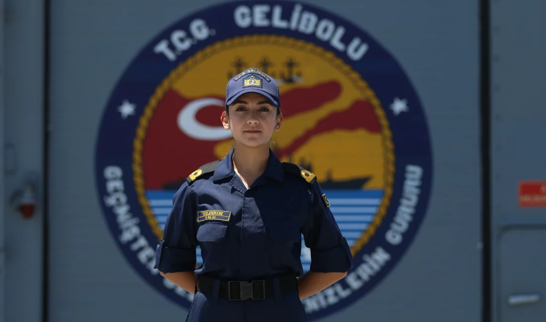 Türk Donanması'nda 200'ün üzerinde kadın subay, modern savaş gemilerinde aktif