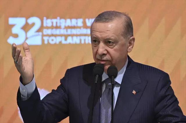 Cumhurbaşkanı Erdoğan: 3 parti olarak bu süreci sonuna kadar götürmekte kararlıyız