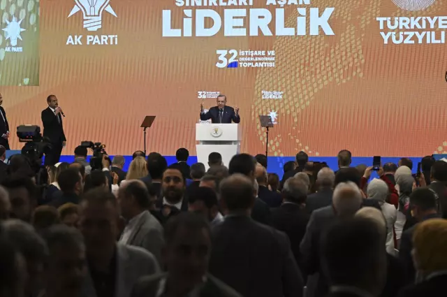 Cumhurbaşkanı Erdoğan: 3 parti olarak bu süreci sonuna kadar götürmekte kararlıyız