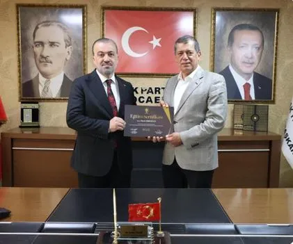 Eğitime katılan AK Partili başkanlar sertifikalarını aldı