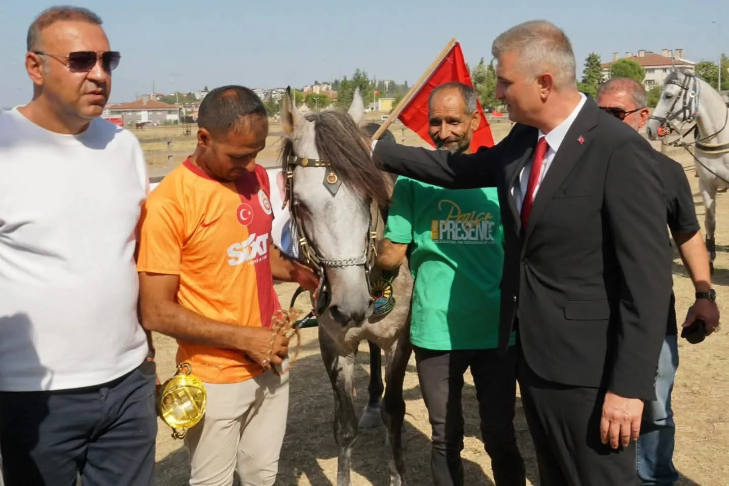 Rahvan At Yarışı Gölcük Koşusu nefesleri kesti