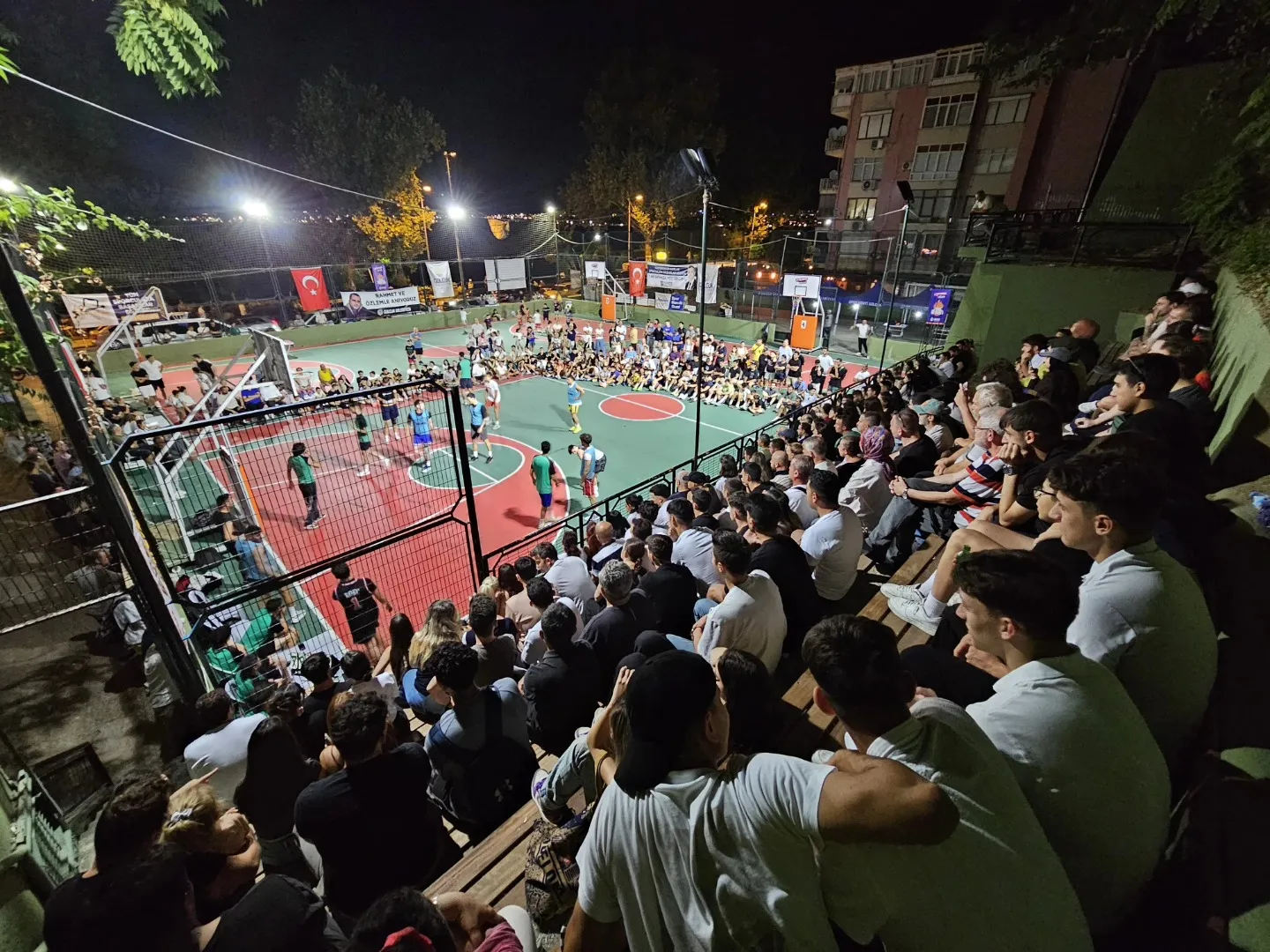 Gölcük'te heyecan dorukta: Sokak Basketbolu Turnuvası sona erdi