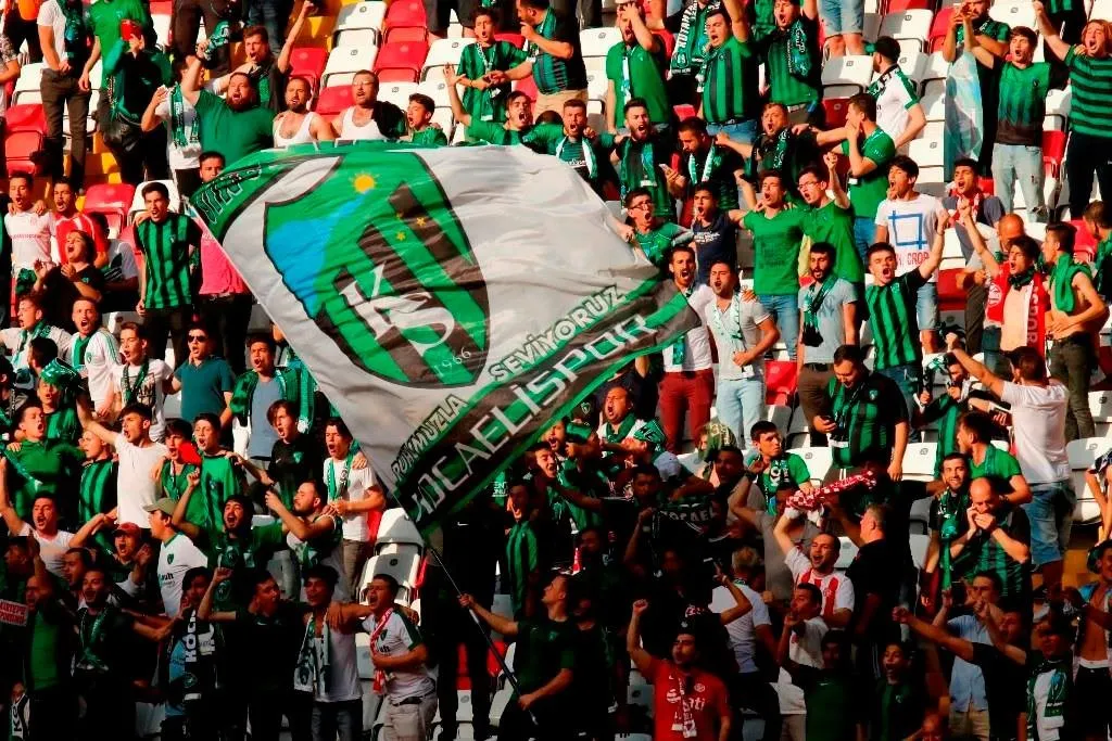 Kocaelispor Samsunspor rekabetinde unutulmayan maç!