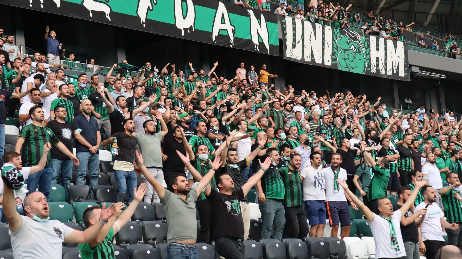 Kocaelispor Samsunspor rekabetinde unutulmayan maç!