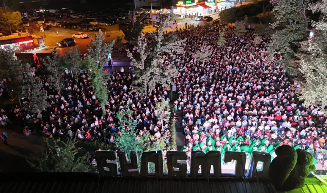 Kocaeli Büyükşehir Belediyesi, Ormanya Doğal Yaşam Parkı’nda düzenlediği Gece Sineması