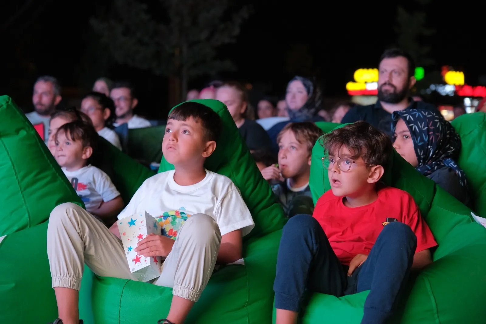 Ormanya gece sineması 5 bin katılımcıyla rekor kırdı