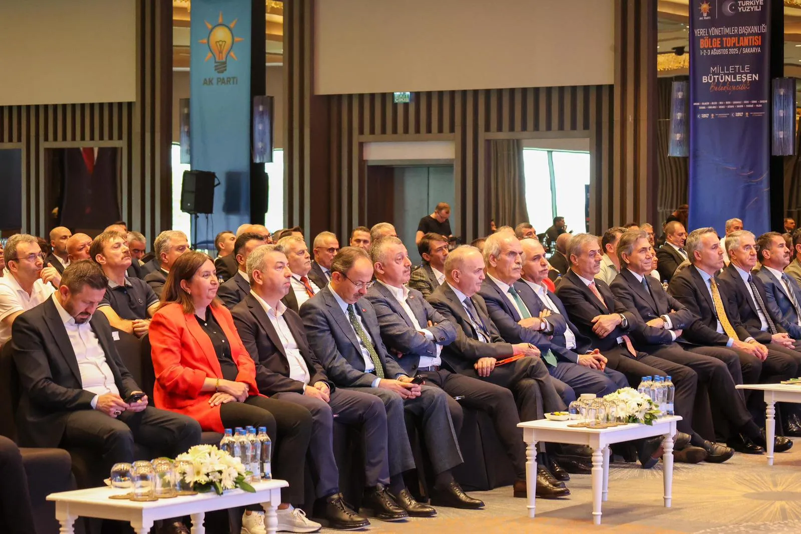 AK Parti’de eğitimler hız kesmeden devam ediyor