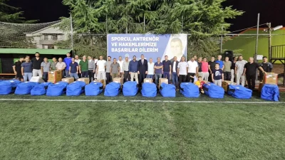 Gölcük Belediyesi, ilçedeki amatör spor kulüplerine ihtiyaç duydukları spor malzemesi