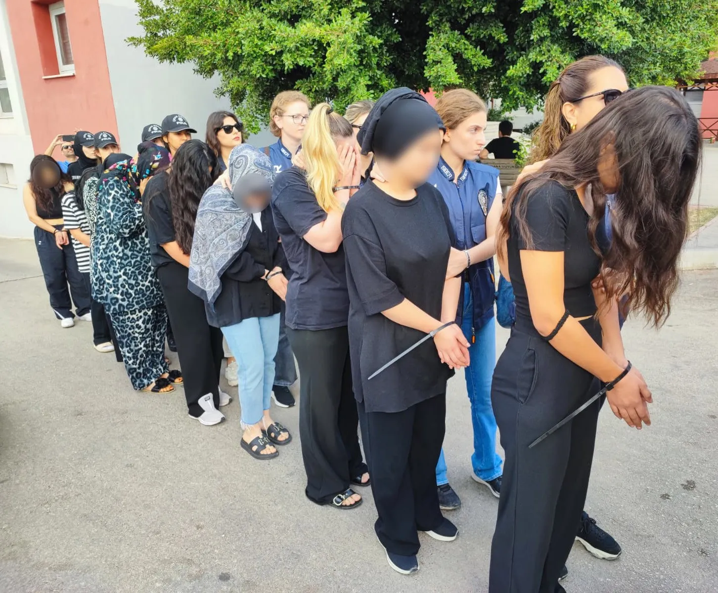 Kocaeli’de bahis operasyonu! Günlük 24 milyon lira kazanıp kriptoya çevirmişler