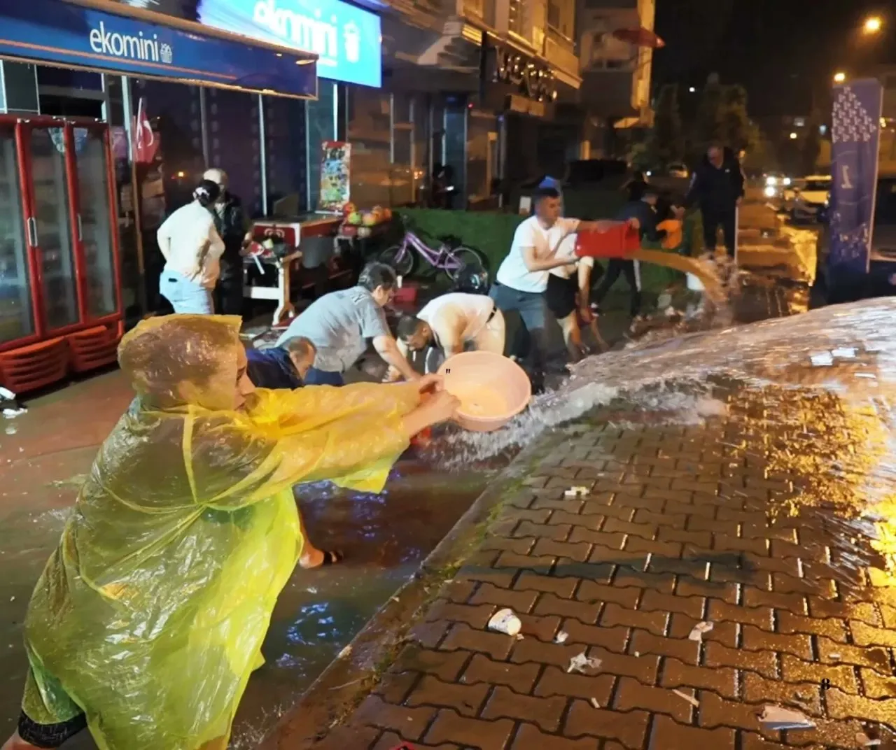 Samsun’un Atakum ilçesinde metrekareye 125 kilo yağış düştü
