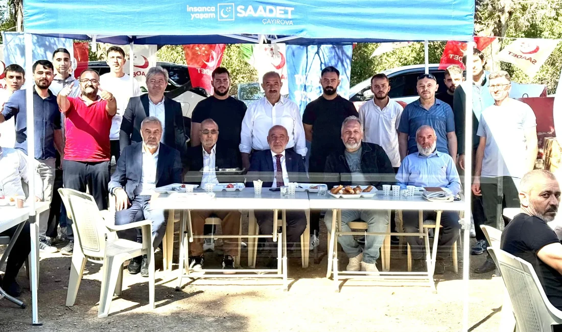 Saadet Partisi İl Başkanı Recep Sarıdoğan, Çayırova'daki divan toplantısında Gazze'deki