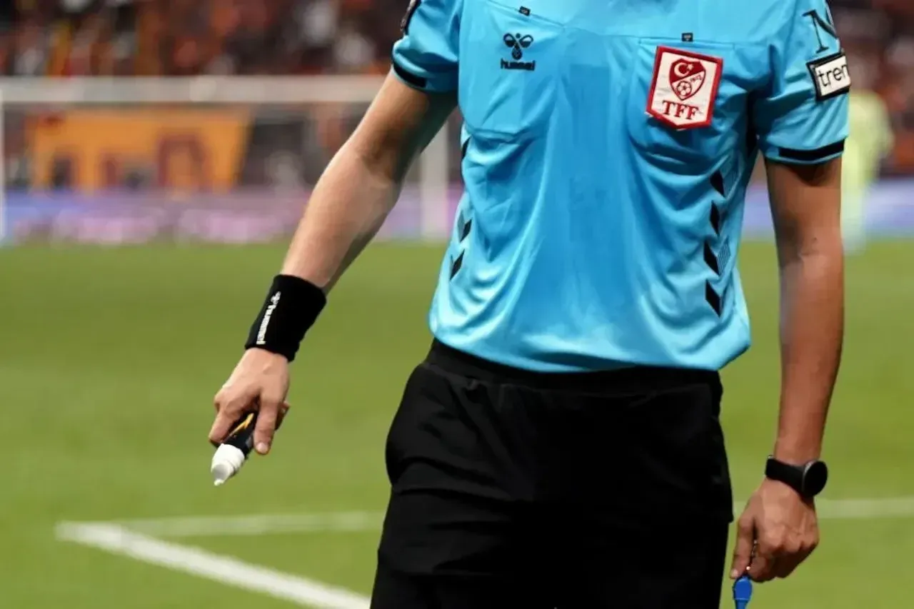 Trendyol Süper Lig'in 7. haftasında oynanacak Beşiktaş-Kocaelispor maçını yönetecek hakem
