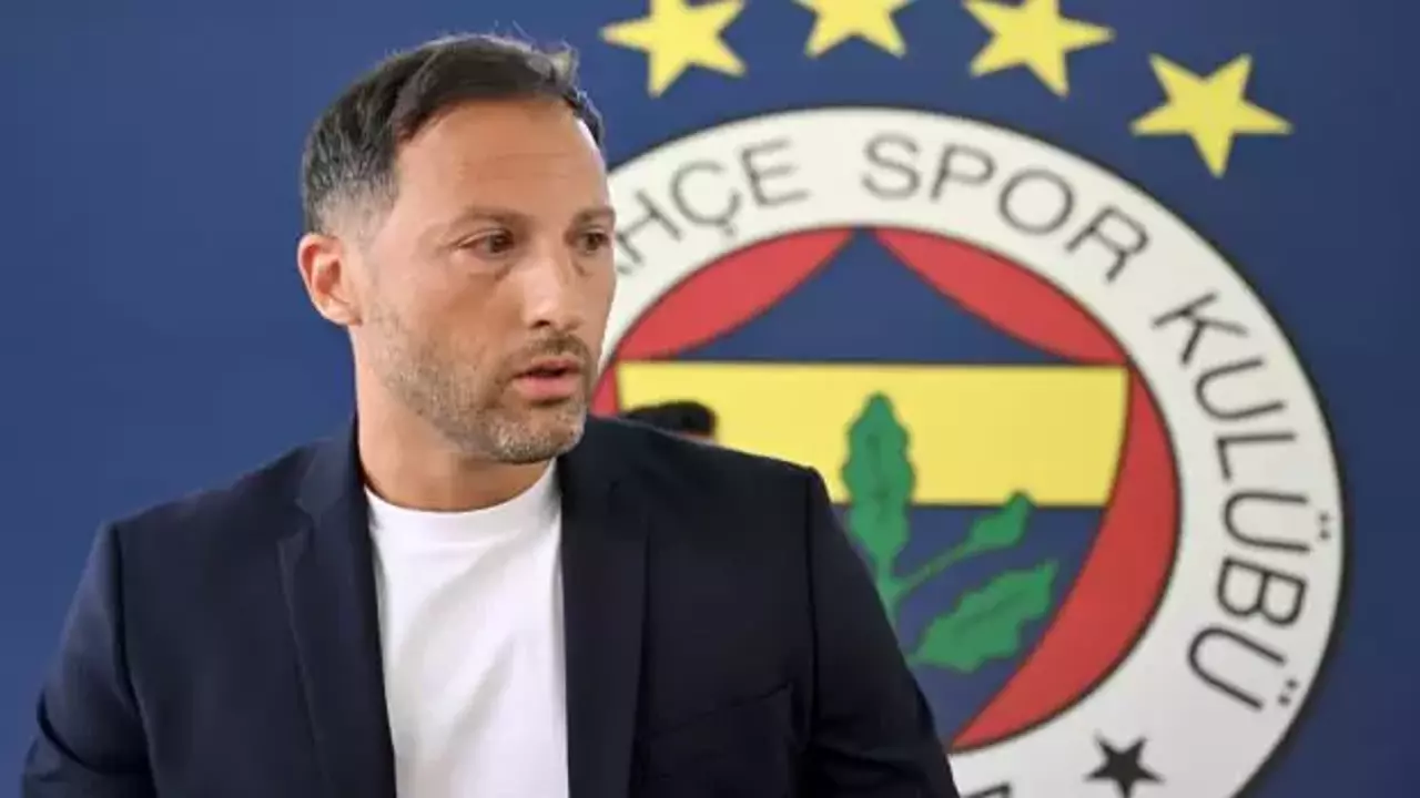 Fenerbahçe'nin yeni teknik direktörü Domenico Tedesco, imza töreninde hakemlerle ilgili