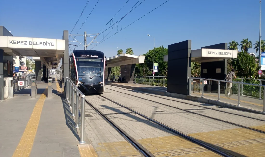 Antalya’nın en çok kullanılan toplu ulaşım araçlardan biri olan tramvay