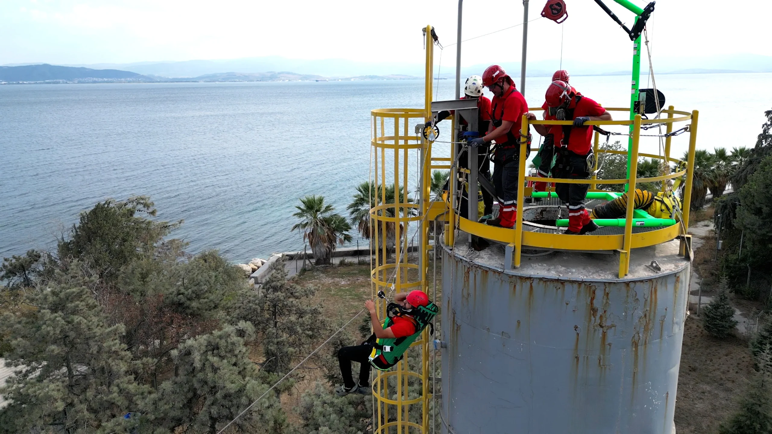 OYAK Çimento, 2025 Hayat Kurtaran Kurallar Kampanyası'nı başarıyla tamamlayarak "Yüksekte