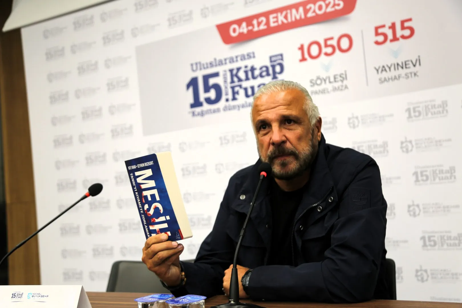 Uluslararası 15. Kocaeli Kitap Fuarı’na konuk olan güvenlik uzmanı ve