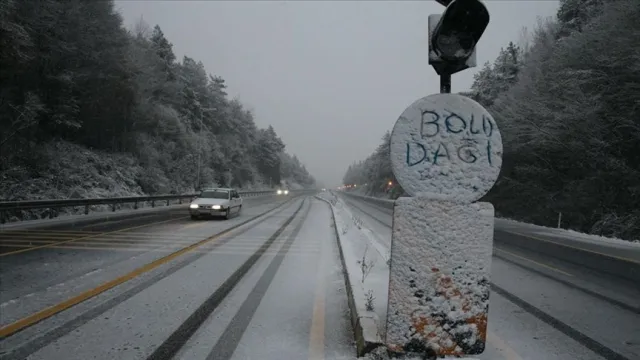 Kar yağışı Kocaeli'nin yanı başına dayandı! Kocaeli için uyarı