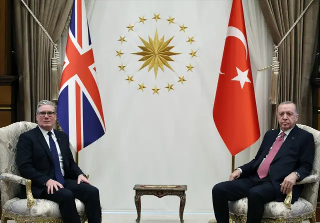 Erdoğan ve Starmer imzaları attı: Türkiye, 44 Eurofighter alacak