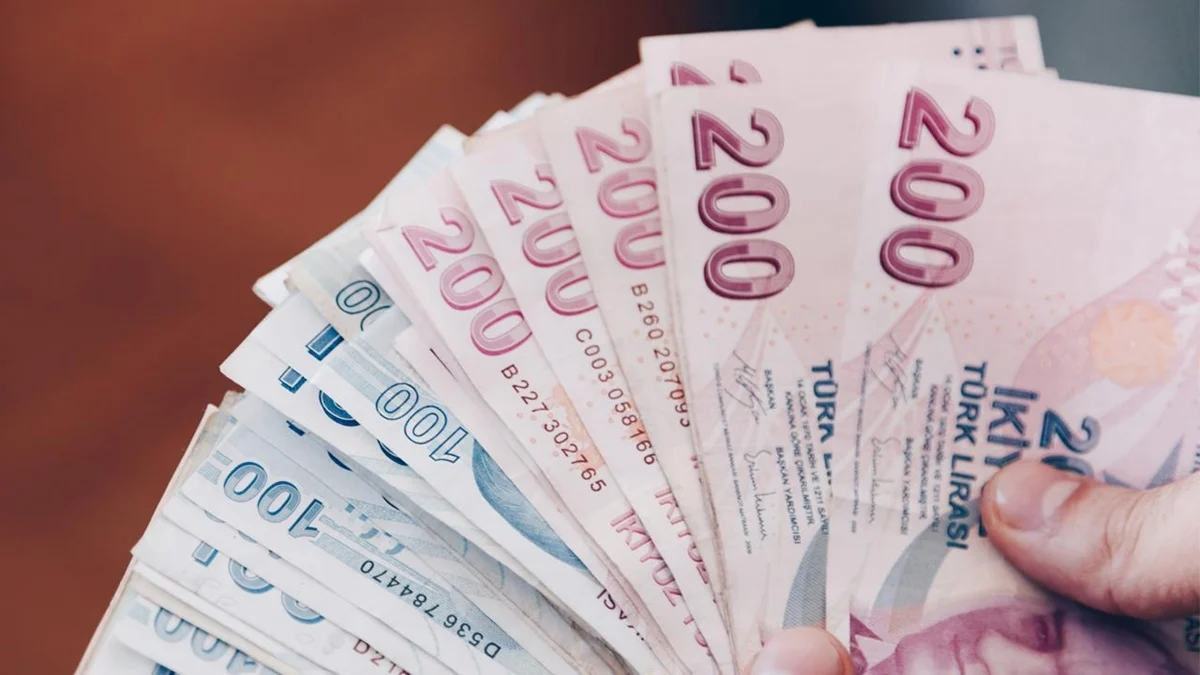 İşçi, işveren ve hükümet temsilcilerinden oluşan Üçlü Danışma Kurulu, 21