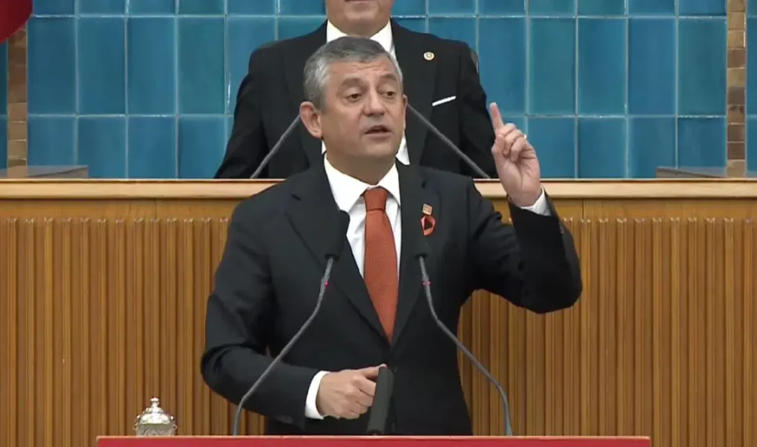 Cumhuriyet Halk Partisi Genel Başkanı Özgür Özel, partisinin grup toplantısında