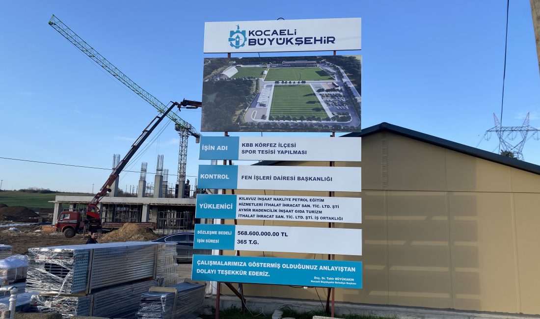 Kocaelispor için Sevindikli Mahallesi'nde inşa edilen modern spor tesislerinde çalışmalar