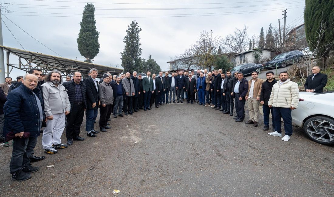 Kocaeli Büyükşehir Belediye Başkanı Tahir Büyükakın, hemşehri dernekleri ile buluşmasına