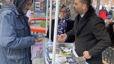 İYİ Parti İzmit İlçe Başkanlığı, kandil vesilesiyle İzmit yürüyüş yolunda