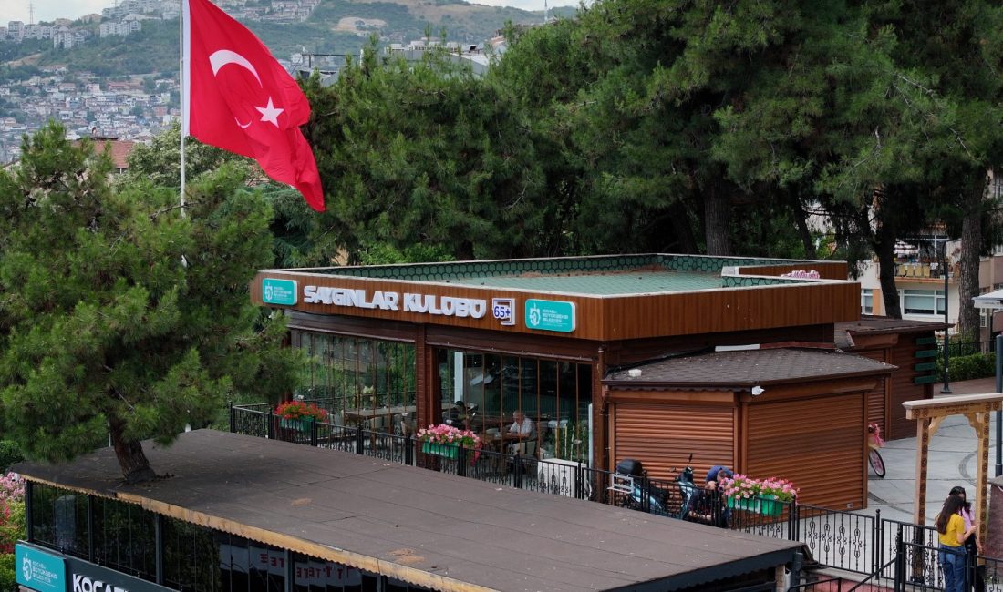 Kocaeli Büyükşehir Belediyesi’nin 65 yaş üzeri vatandaşlar için hayata geçirdiği