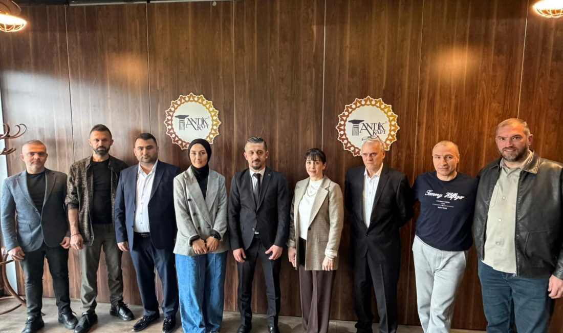 Kocaeli Esnaf ve Sanatkarlar Odası kongresinde aday olan Hüseyin Başoğlu