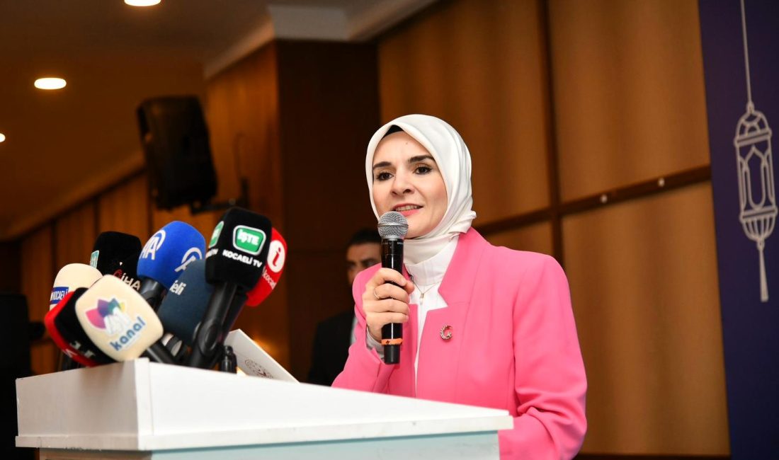 Kocaeli'de, "Dünya Yetimler Günü" dolayısıyla Aile ve Sosyal Hizmetler Bakanı