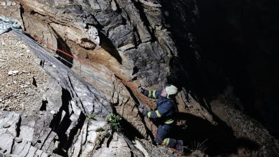 Kocaeli Büyükşehir İtfaiyesi, sadece yangınlara müdahale etmekle kalmıyor, aynı zamanda