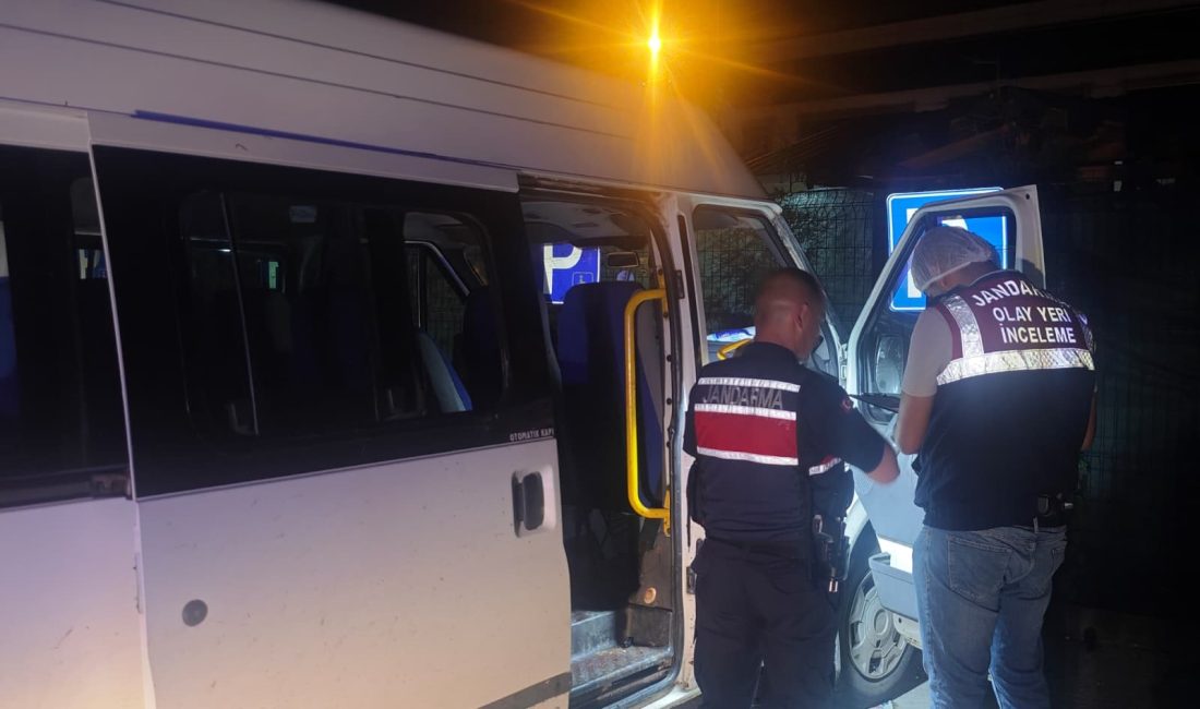 Sakarya’nın Akyazı ilçesinde yaşanan silahlı kavga sonrası hastanede tedavi altına