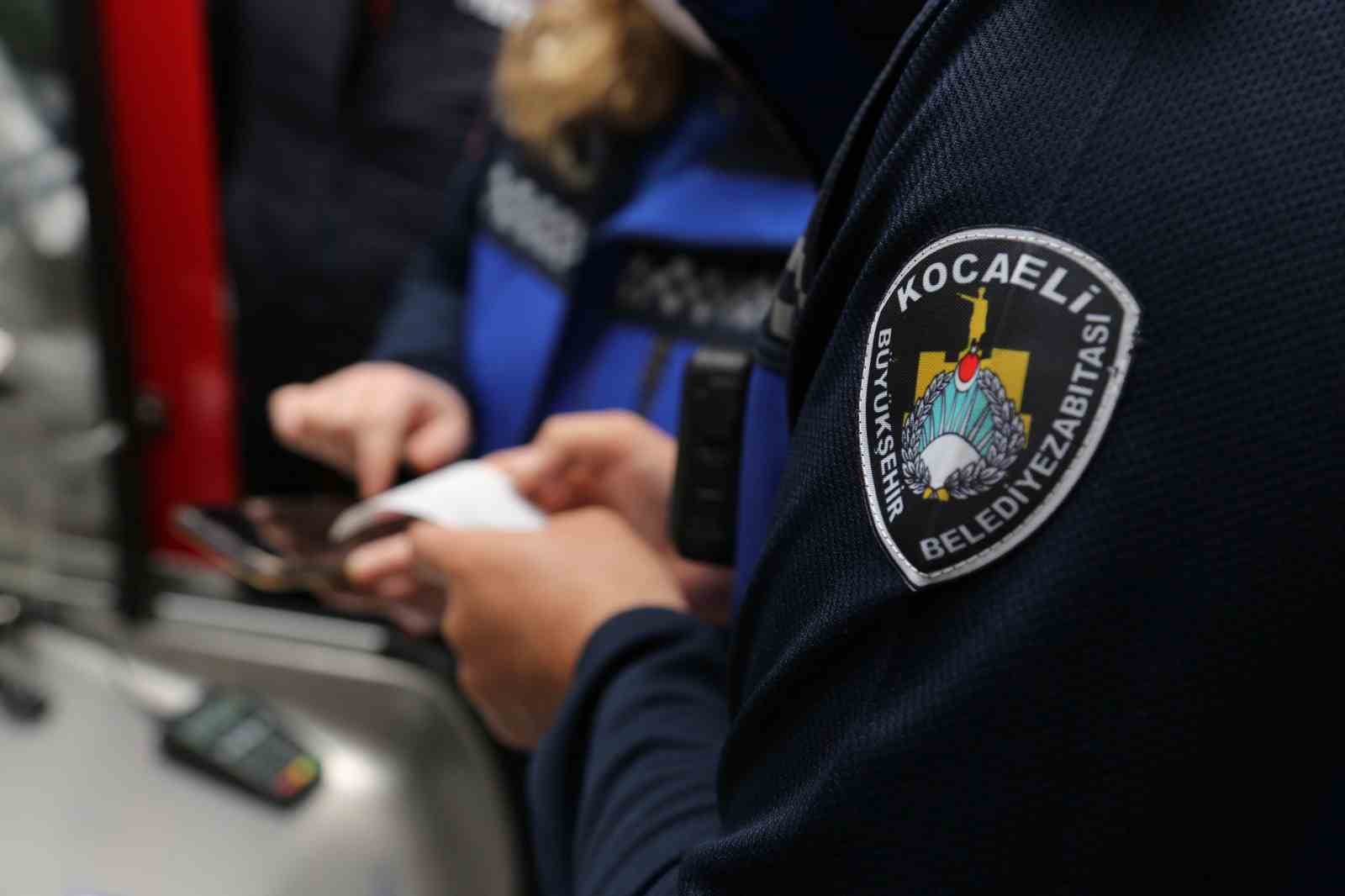 Kocaeli Büyükşehir Belediyesi Encümen toplantısında