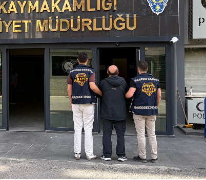 Kocaeli İl Emniyet Müdürlüğü ekiplerinin aranan şahısların yakalanmasına yönelik yürüttüğü