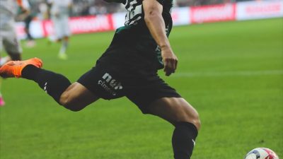 Kocaelispor’a veda ettiğini açıklayan takım kaptanlarından Ahmet Oğuz’un kariyerine hangi